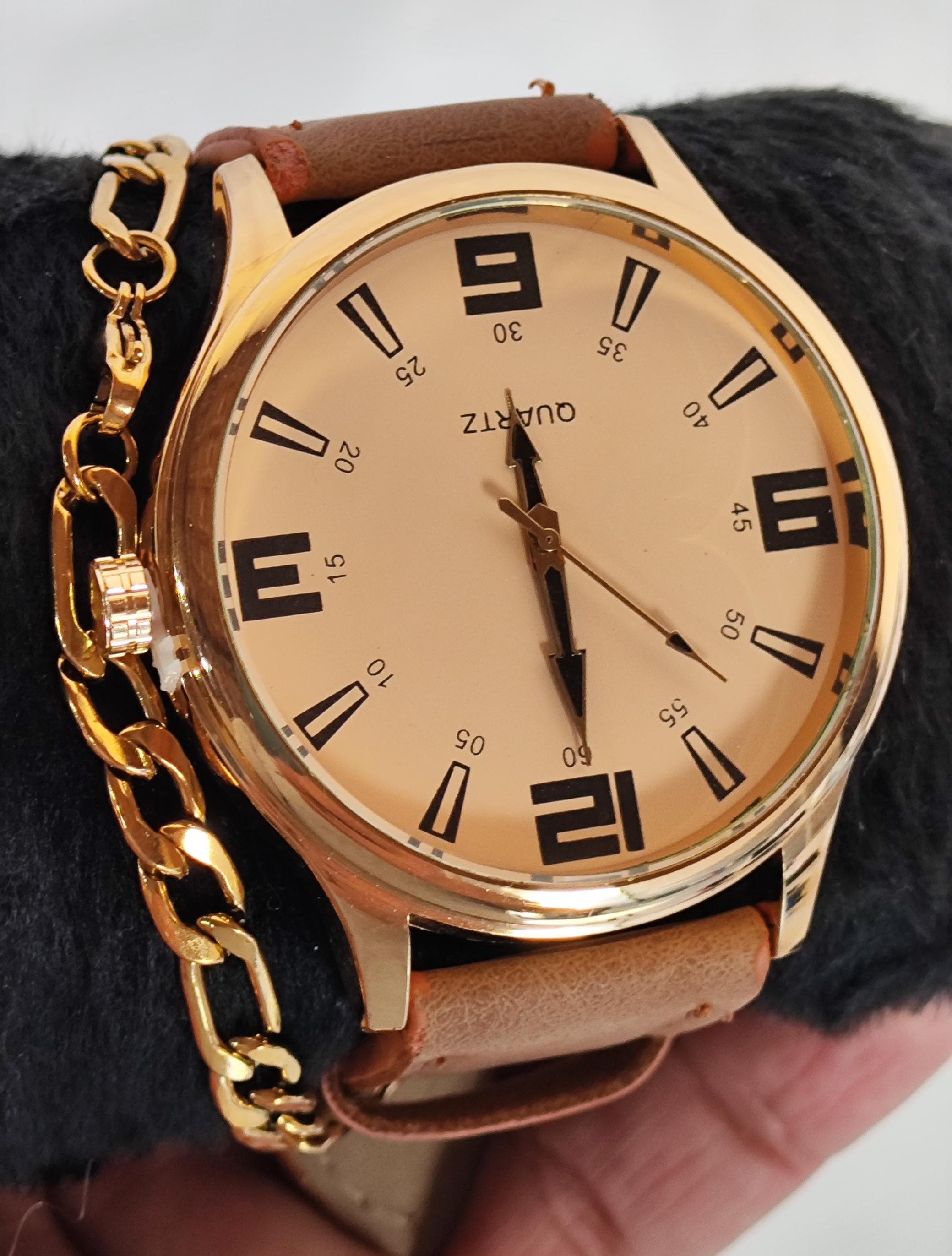 Relógios feminino e masculino 